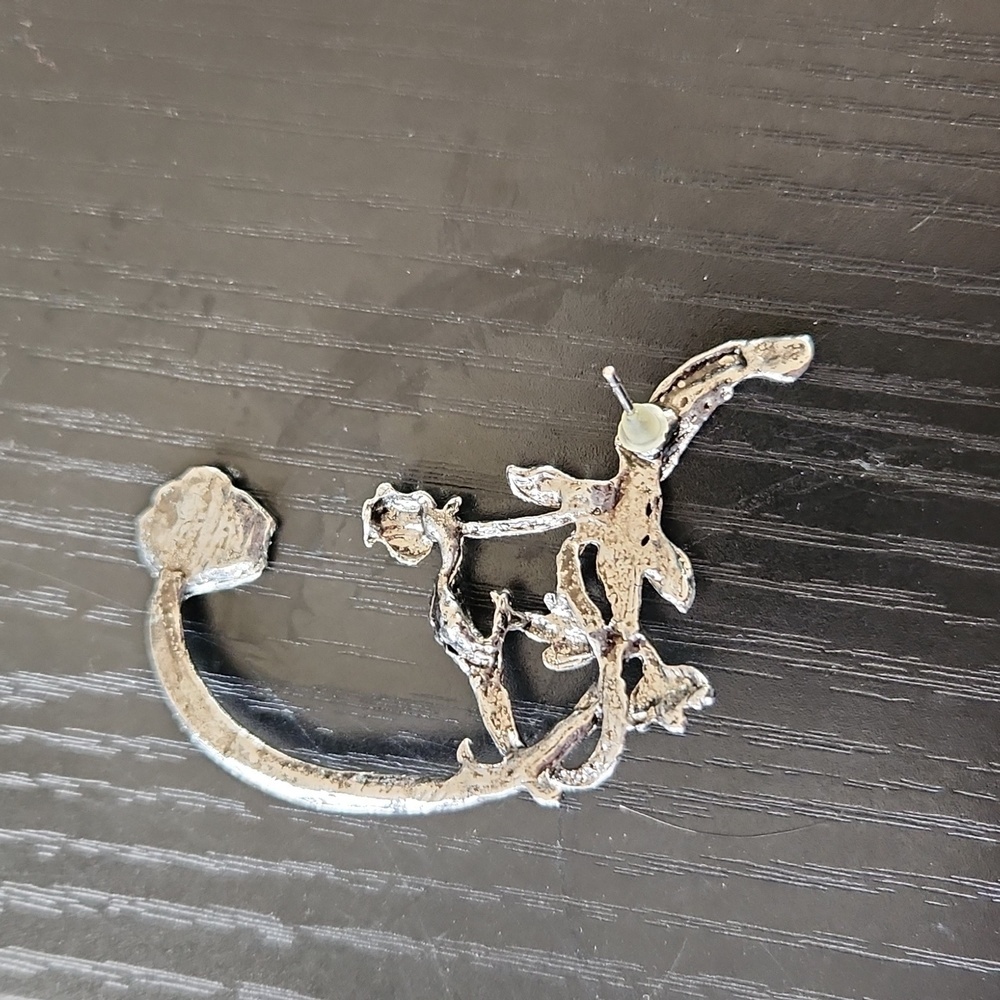 Ear cuff earing - Picture 2 of 3